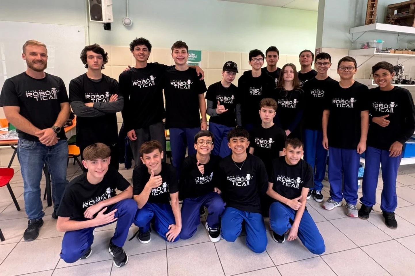 Alunos de Criciúma disputam Olimpíada Brasileira de Robótica neste sábado