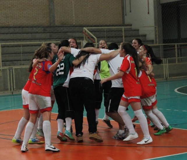 Criciúma é campeão estadual de futsal feminino Sub-15