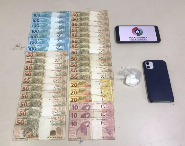 Homem é preso em Siderópolis após realizar 'tele-entrega' de drogas 