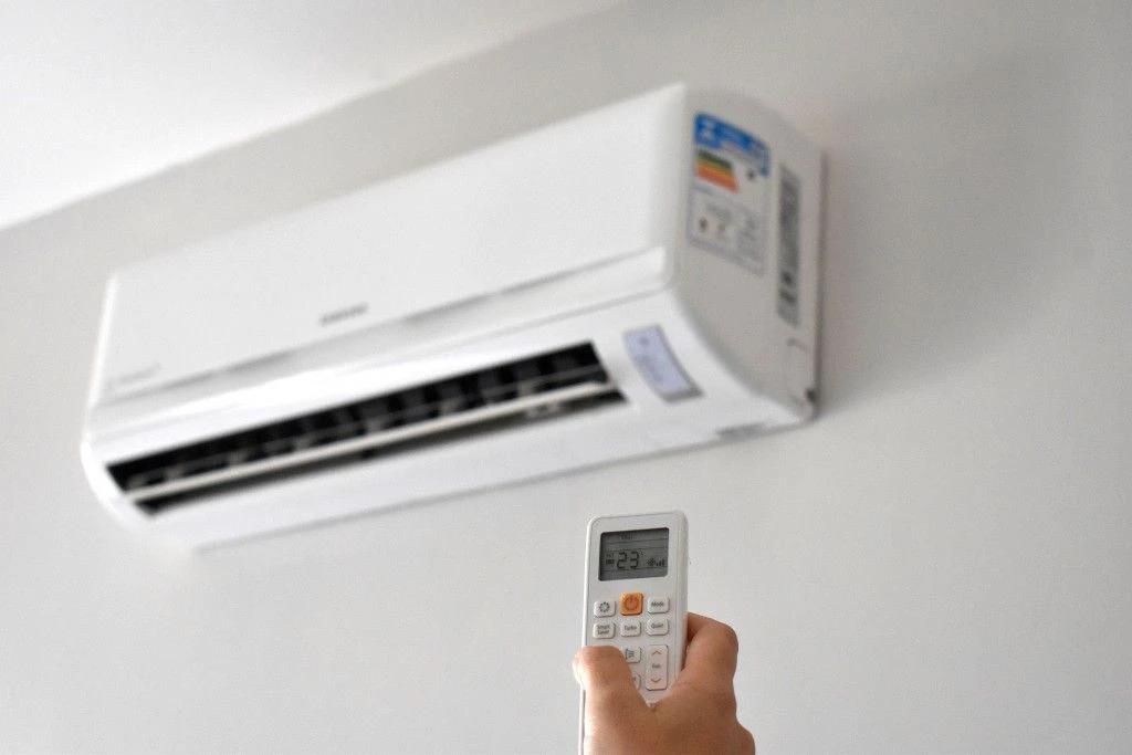 Saiba como economizar energia em dias de altas temperaturas