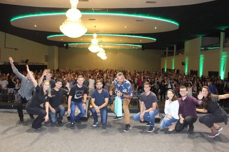 Inovação nos negócios é tema de palestra para acadêmicos da Satc