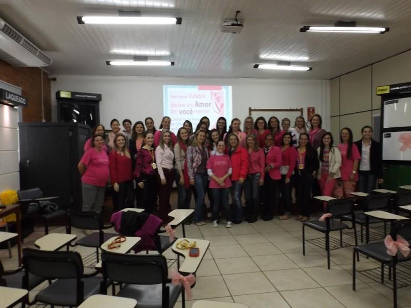 Caminhada Cor de Rosa e realização de exames marcam luta contra câncer
