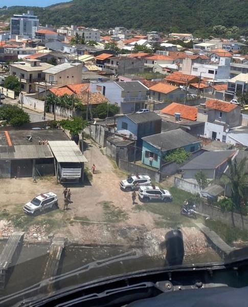 Tentativa de homicídio é registrada em Laguna; suspeito é detido