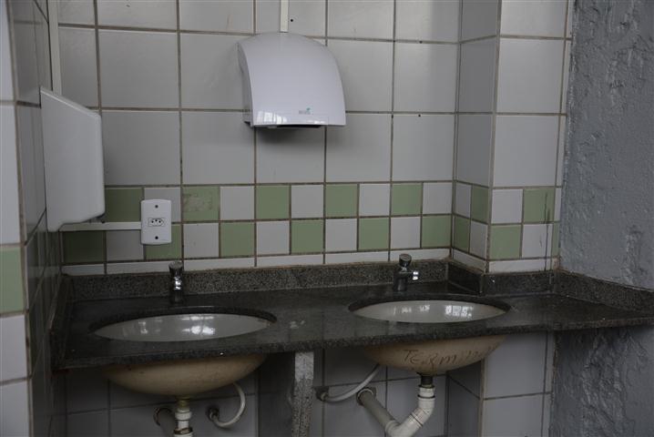 ASTC busca solução para depredação nos terminais de Criciúma