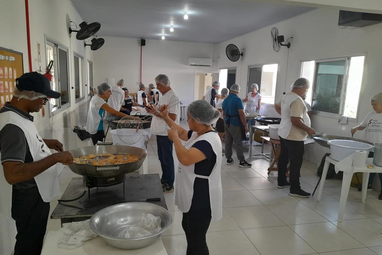 Asilo São Vicente comemora sucesso de mais uma edição do 'Cavaquinho do Bem'