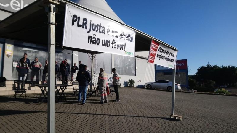 Trabalhadores da Celesc em greve pelo estado; paralisação tem reflexo em Criciúma 