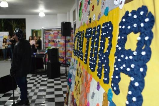 Hoje é dia de Sarau no Quintas Culturais na Unesc