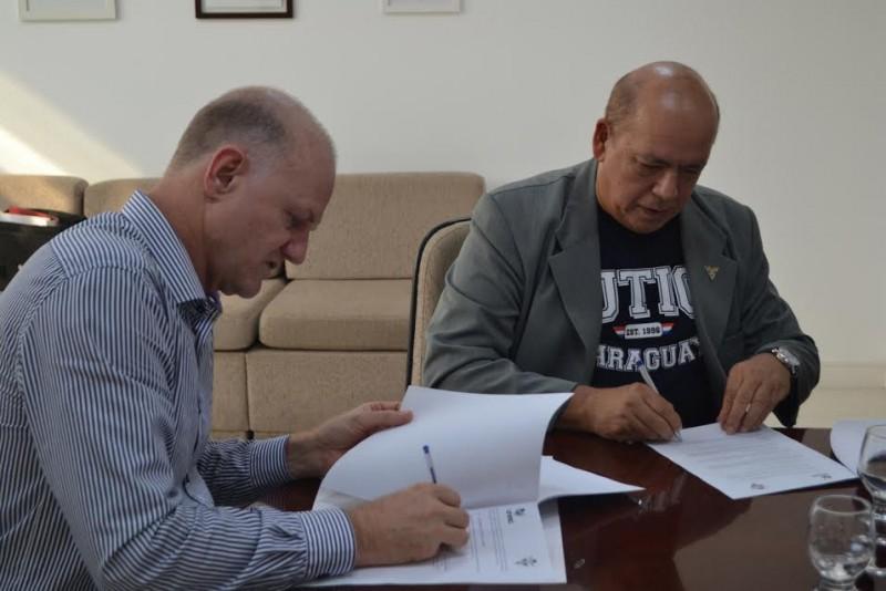Unesc assina convênio com Universidade Tecnológica Intercontinental