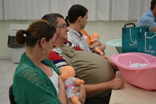  Curso de gestantes sana dúvidas de futuros papais e mamães