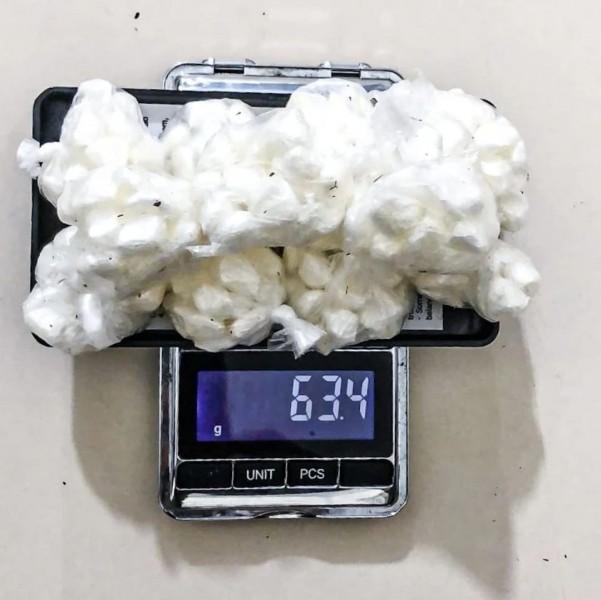 Jovem é preso por tráfico de drogas com 265 pedras de crack