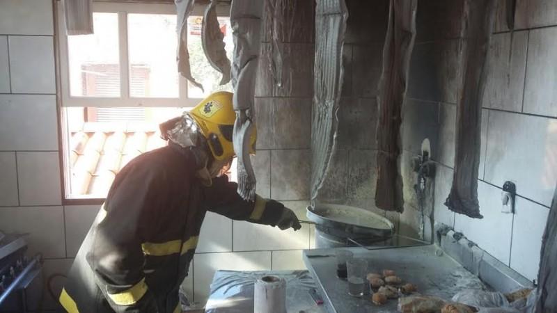 Principio de incêndio mobiliza Bombeiros Voluntários
