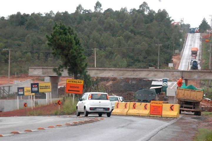 Desapropriações para continuação das obras da Via Rápida gera transtornos