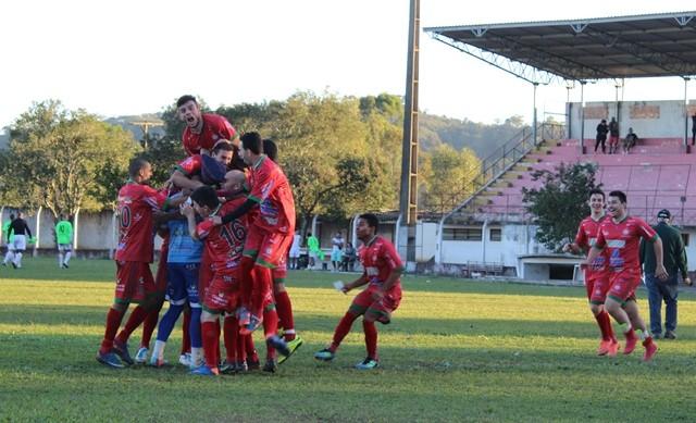 Nos pênaltis, Próspera vence Vila Zuleima e avança na Taça Lussa Librelato
