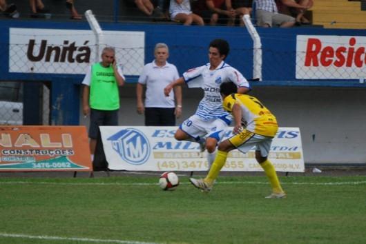 Caravaggio permite o empate no final do jogo
