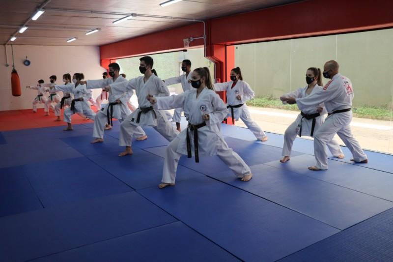 Karatecas do Mampituba preparados para a etapa final do Campeonato Virtual de Karatê