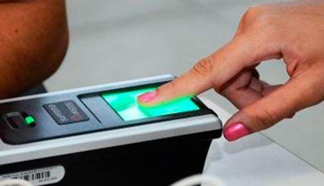 Mensagem sobre multa para quem não fizer biometria é falsa