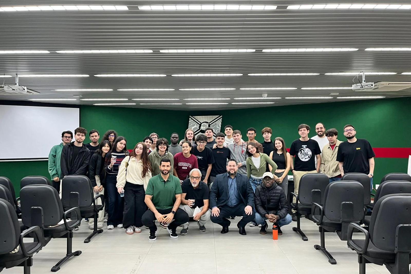 Criciúma é referência em gestão econômica e recebe visita de estudantes da UFSC