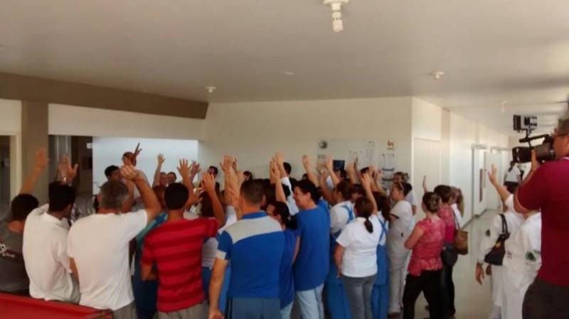 Trabalhadores do Hospital Regional de Araranguá aprovam greve