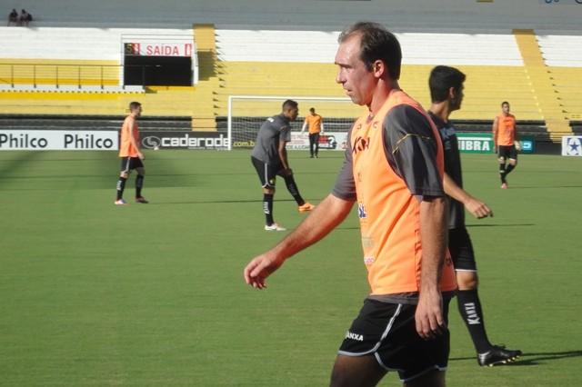 Último coletivo: Tigre ganha Baier, mas perde atacante