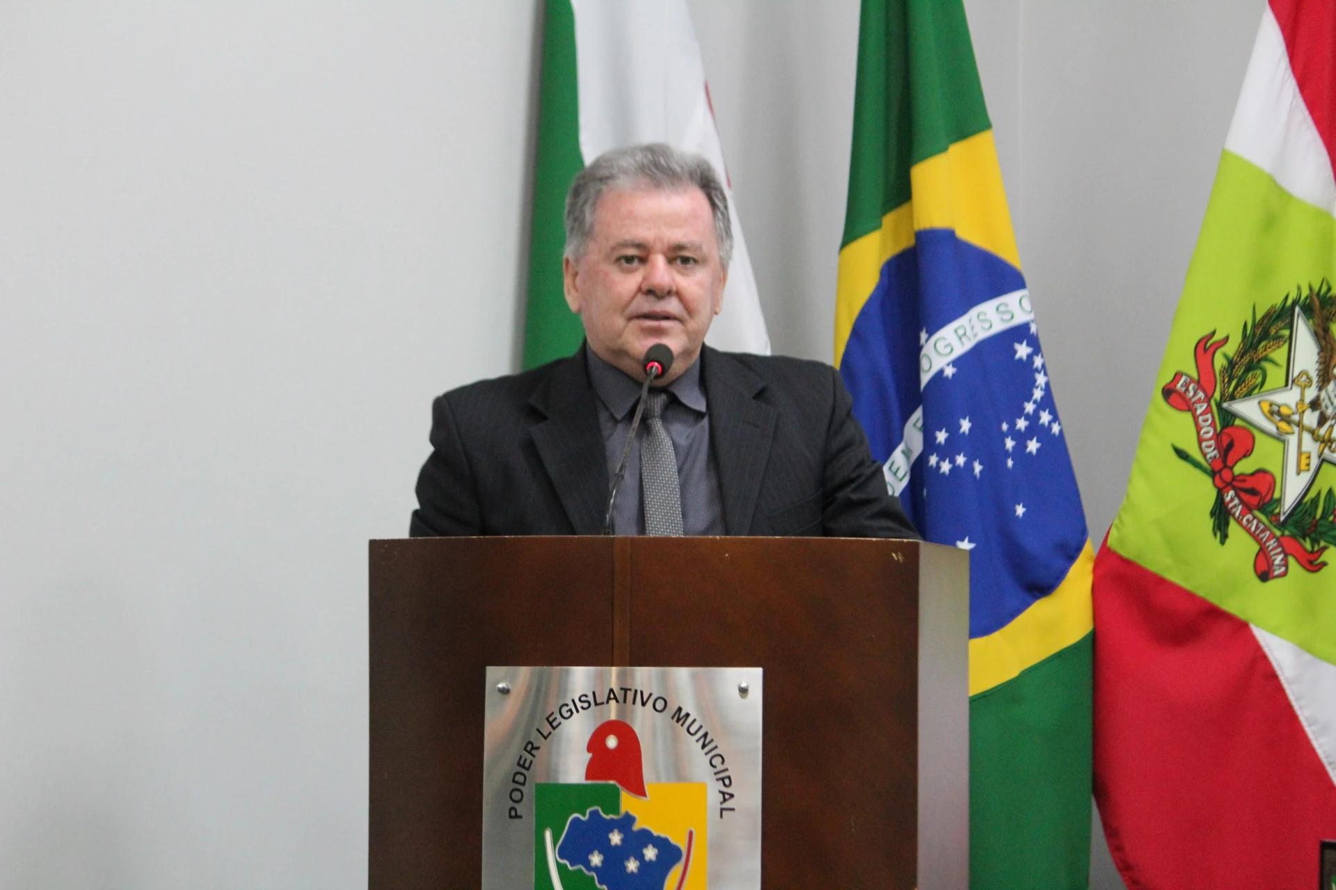 Célio Elias permanece na presidência da Câmara de Vereadores de Forquilhinha em 2026