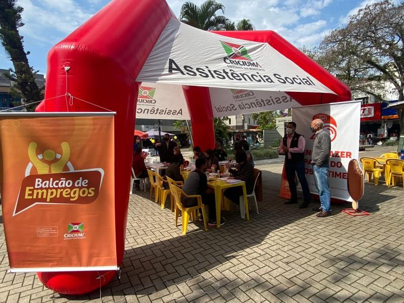 50 pessoas são contratadas no Balcão de Empregos em Criciúma