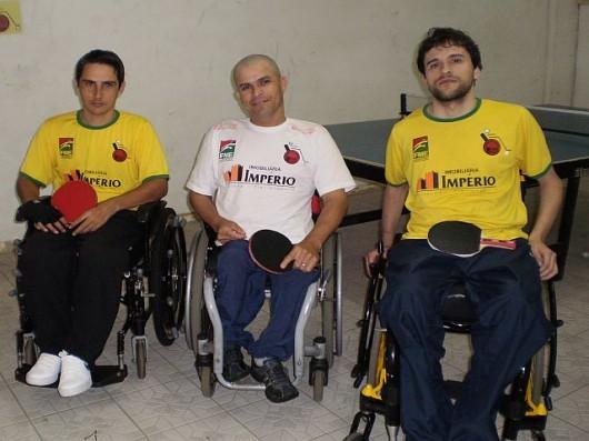 Mesatenistas de Criciúma participam de campeonato no RJ