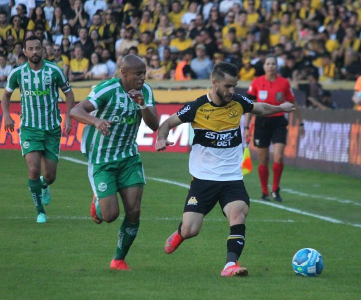 Com diversos desfalques, Criciúma inicia viagem para Salvador 
