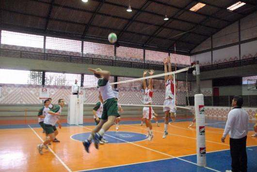 Derrotas na arrancada do vôlei