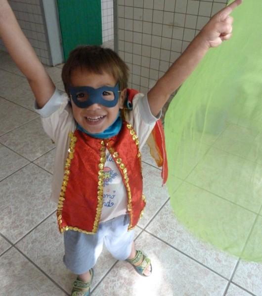 Folia de Carnaval para as crianças do Bairro da Juventude 