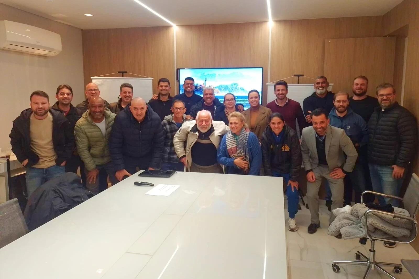 Gestores da FME Criciúma participam de reunião sobre Programa de Incentivo ao Esporte