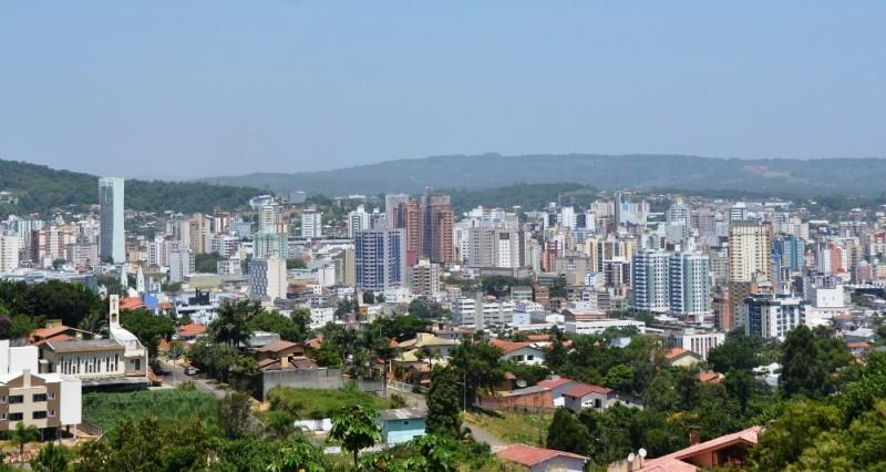 De calculadora na mão, prefeitura prioriza meta fiscal