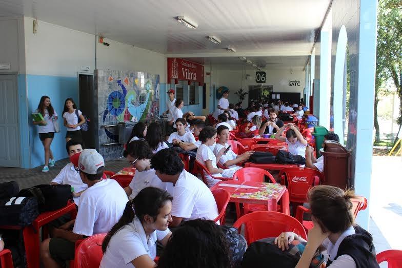 Estudantes da Satc retornam às aulas nesta segunda