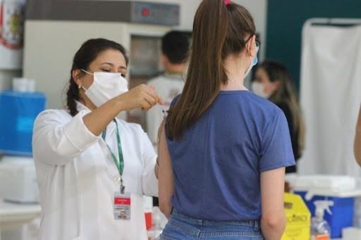 Criciúma realiza vacinação contra a Covid-19 neste sábado