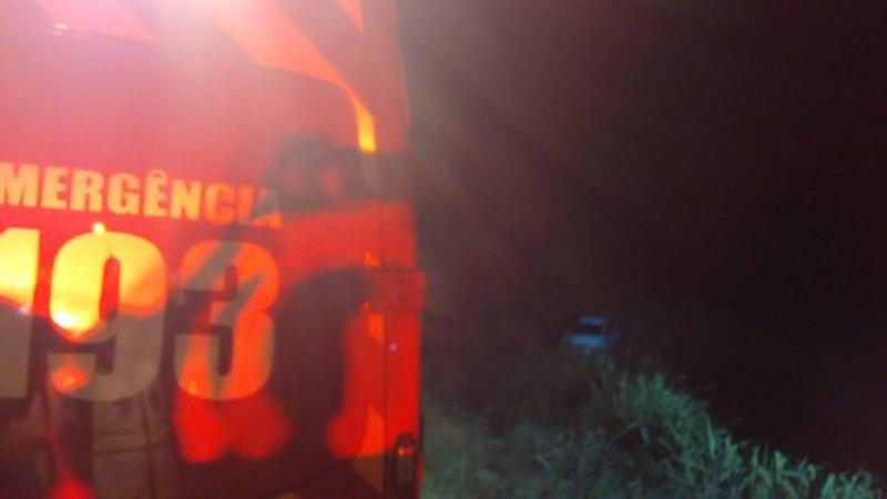 Veículo sai da pista e cai de ribanceira em São Ludgero