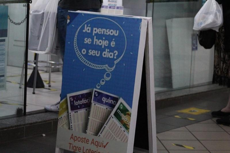 Mega-Sena promete pagar R$ 50 milhões neste sábado
