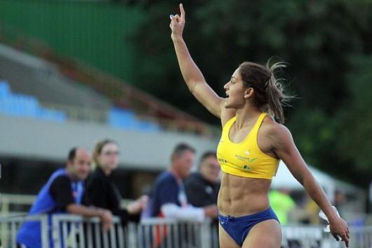 Ana Claudia Lemos é destaque no atletismo brasileiro