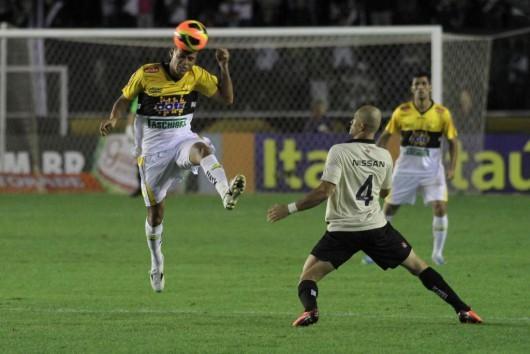 Tigre joga com garra fora de casa, mas não consegue passar pelo Vasco