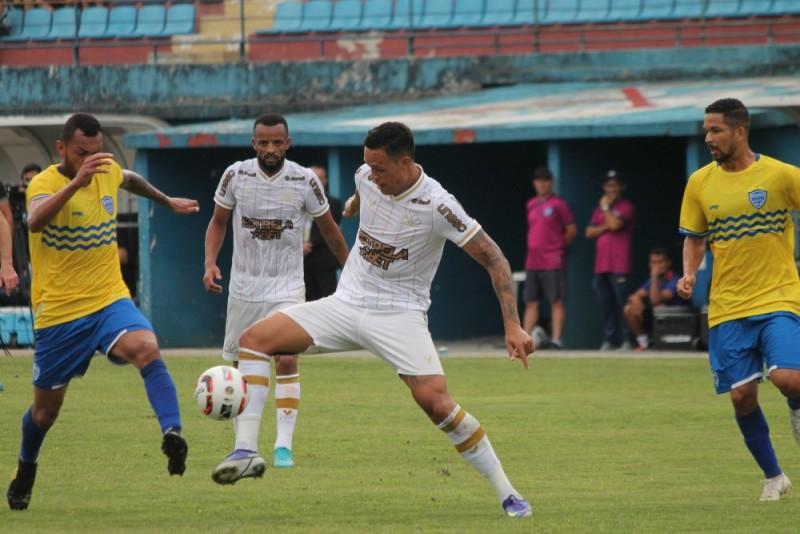Criciúma recebe o Barra tentando manter 100% de aproveitamento jogando em casa no Estadual 