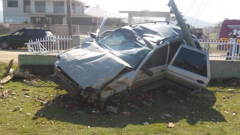 Jovem tem traumatismo craniano após acidente em Jaguaruna