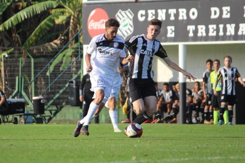 Tubarão fica no 0 a 0 e está a um empate da final do Catarinense