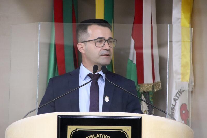 Projeto: Bocas-de-Lobo inteligente minimizam impactos causados com as chuvas