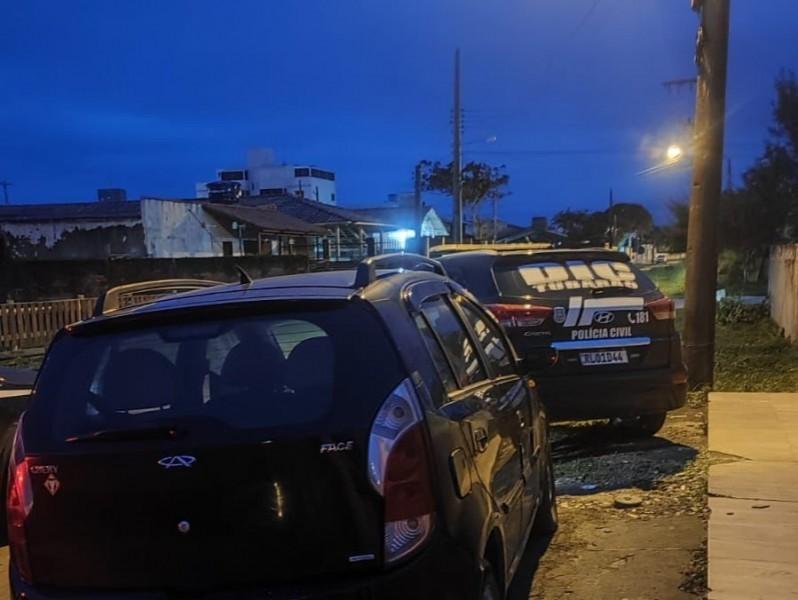 Polícia Civil prende suspeito de participar de homicídio em Laguna