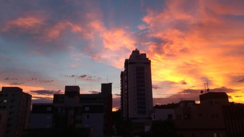 Antes da virada no tempo, um bonito amanhecer