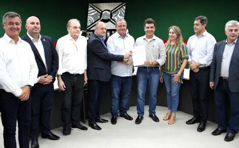 Assinada ordem de serviço que autoriza início das obras do binário da Avenida Santos Dumont
