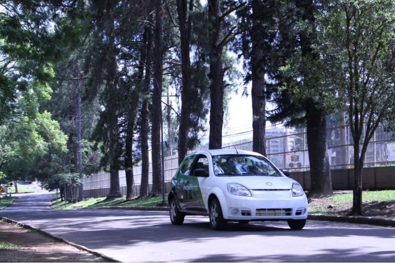 Carro elétrico é testado em rodovias