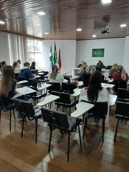 Secretaria da Educação de Lauro Müller inicia ações para o possível retorno das aulas presenciais