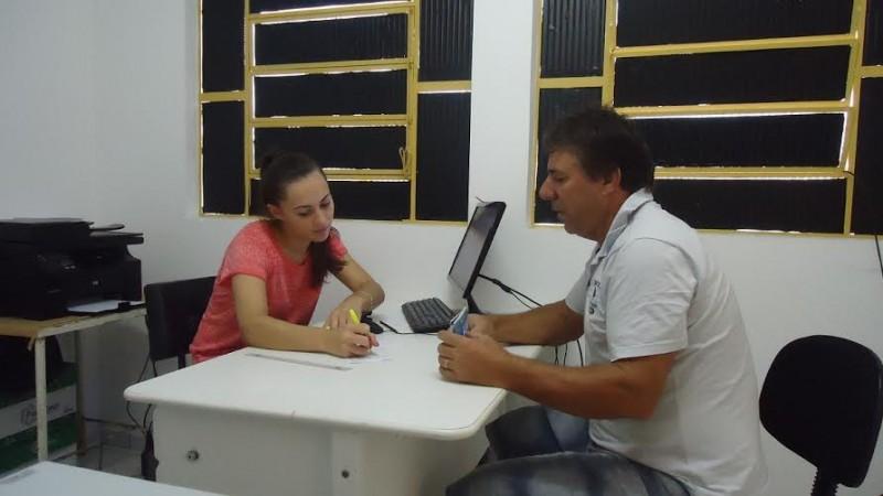 Prefeitura Itinerante atende mais de 700 em Pedreiras