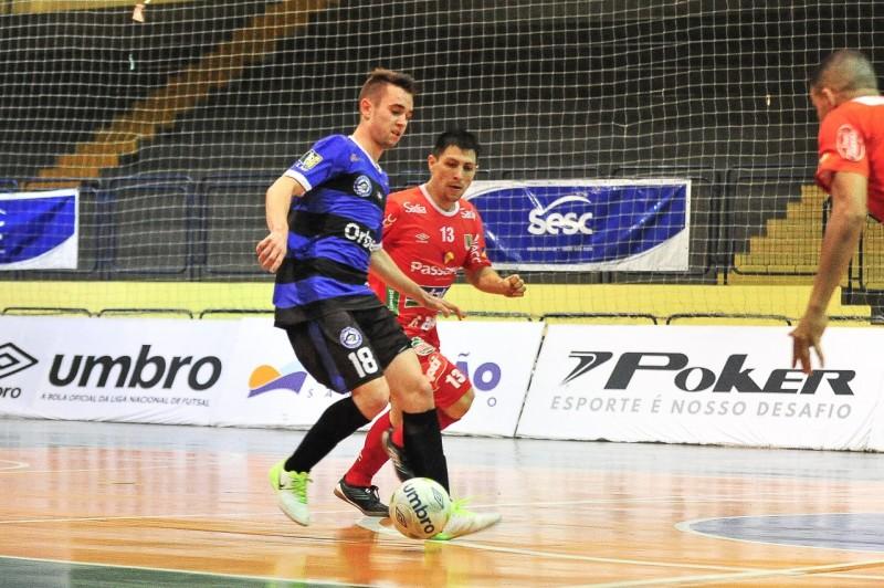 Tubarão vence Concórdia e avança na Liga