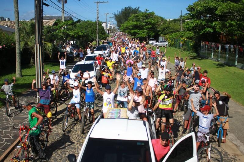 Passeio Ciclístico arrecada quase uma tonelada de alimentos