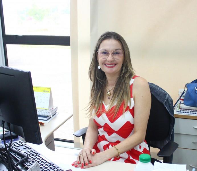 Josiani Inês Bombazar: duas décadas dedicadas ao serviço público de Criciúma 